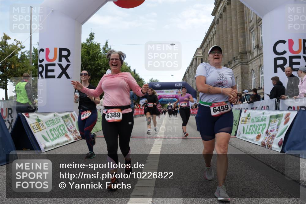 06.09.2026 - CURREX Alsterlauf Yannick Fuchs http://msf.ph/oto/10226822 06.09.2026 10:20:45 Ziel 4171, 5336, 5337, 6177, 6389, 6459 meine-sportfotos.de