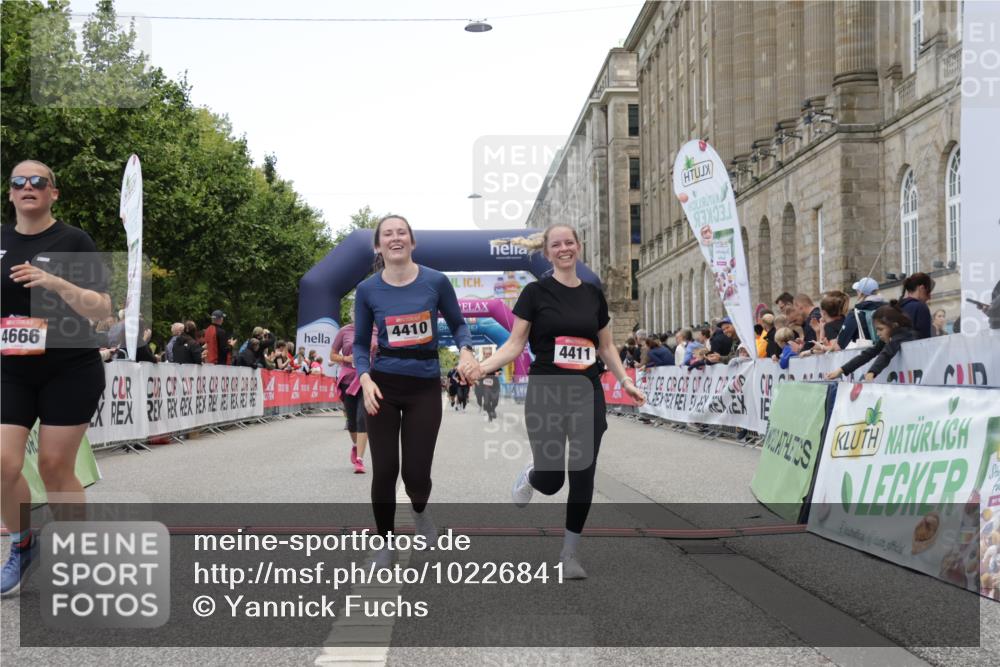 06.09.2026 - CURREX Alsterlauf Yannick Fuchs http://msf.ph/oto/10226841 06.09.2026 10:20:51 Ziel 2146, 2182, 4171, 4410, 4411, 4666, 5336, 5337, 6177, 6389, 6459 meine-sportfotos.de