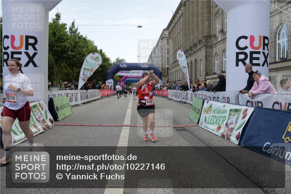 06.09.2026 - CURREX Alsterlauf Yannick Fuchs http://msf.ph/oto/10227146 06.09.2026 10:24:03 Ziel 2127, 2276, 2553, 5817, 6167 meine-sportfotos.de