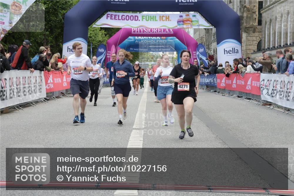 06.09.2026 - CURREX Alsterlauf Yannick Fuchs http://msf.ph/oto/10227156 06.09.2026 10:24:07 Ziel 2276, 2726, 2924, 4271, 5035, 6167 meine-sportfotos.de