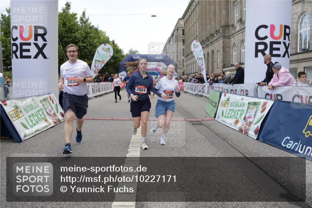 06.09.2026 - CURREX Alsterlauf Yannick Fuchs http://msf.ph/oto/10227171 06.09.2026 10:24:10 Ziel 2393, 2726, 2924, 3183, 3185, 4271, 5035, 5732, 6167 meine-sportfotos.de