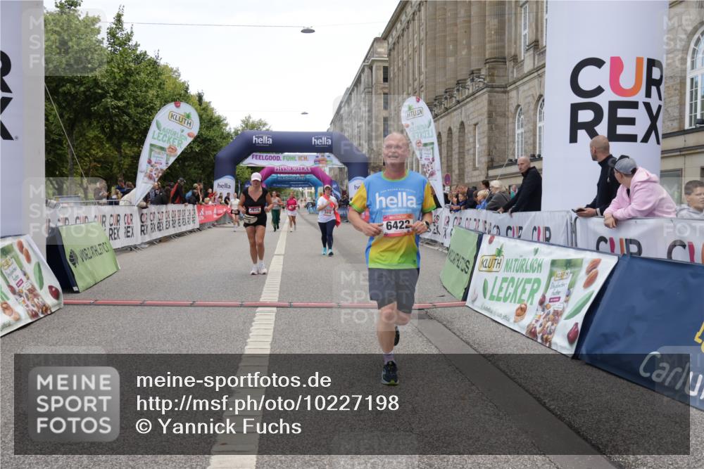 06.09.2026 - CURREX Alsterlauf Yannick Fuchs http://msf.ph/oto/10227198 06.09.2026 10:24:20 Ziel 2393, 3183, 3185, 3856, 3965, 4513, 4514, 5732, 6422 meine-sportfotos.de