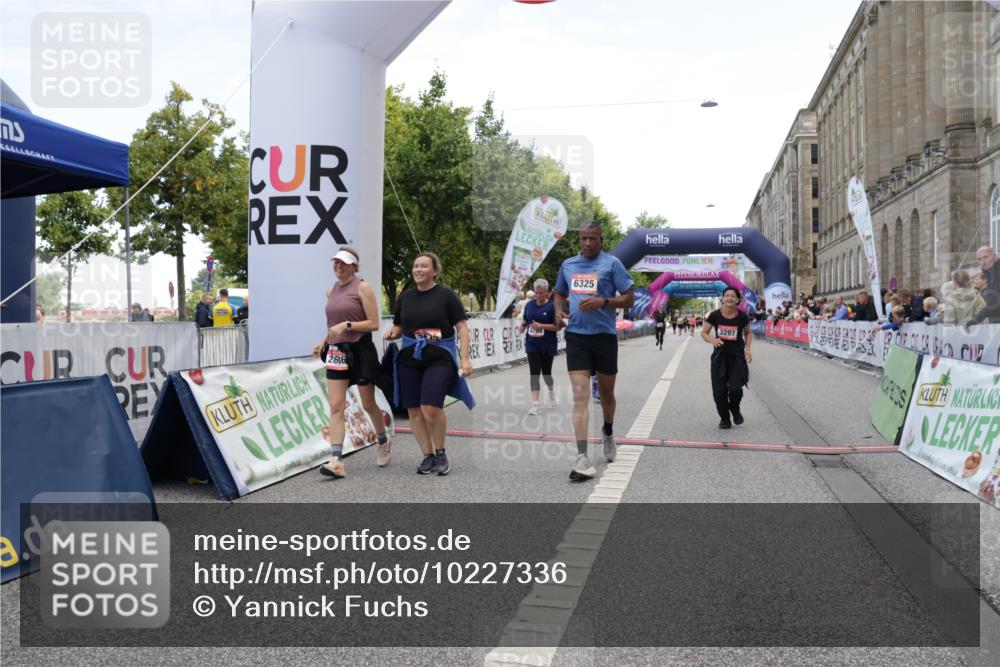 06.09.2026 - CURREX Alsterlauf Yannick Fuchs http://msf.ph/oto/10227336 06.09.2026 10:25:51 Ziel 2075, 2635, 2636, 3297, 3774, 4258, 4794, 5409, 6202, 6252, 6325 meine-sportfotos.de