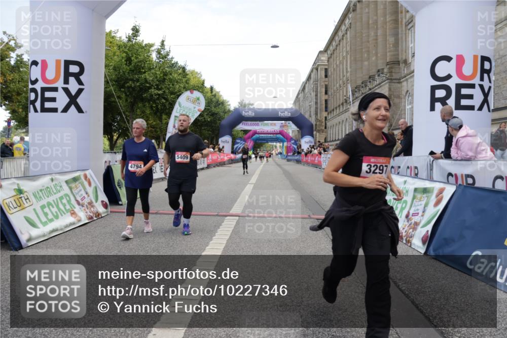06.09.2026 - CURREX Alsterlauf Yannick Fuchs http://msf.ph/oto/10227346 06.09.2026 10:25:53 Ziel 2635, 2636, 3297, 4258, 4794, 5083, 5409, 6202, 6252, 6325 meine-sportfotos.de