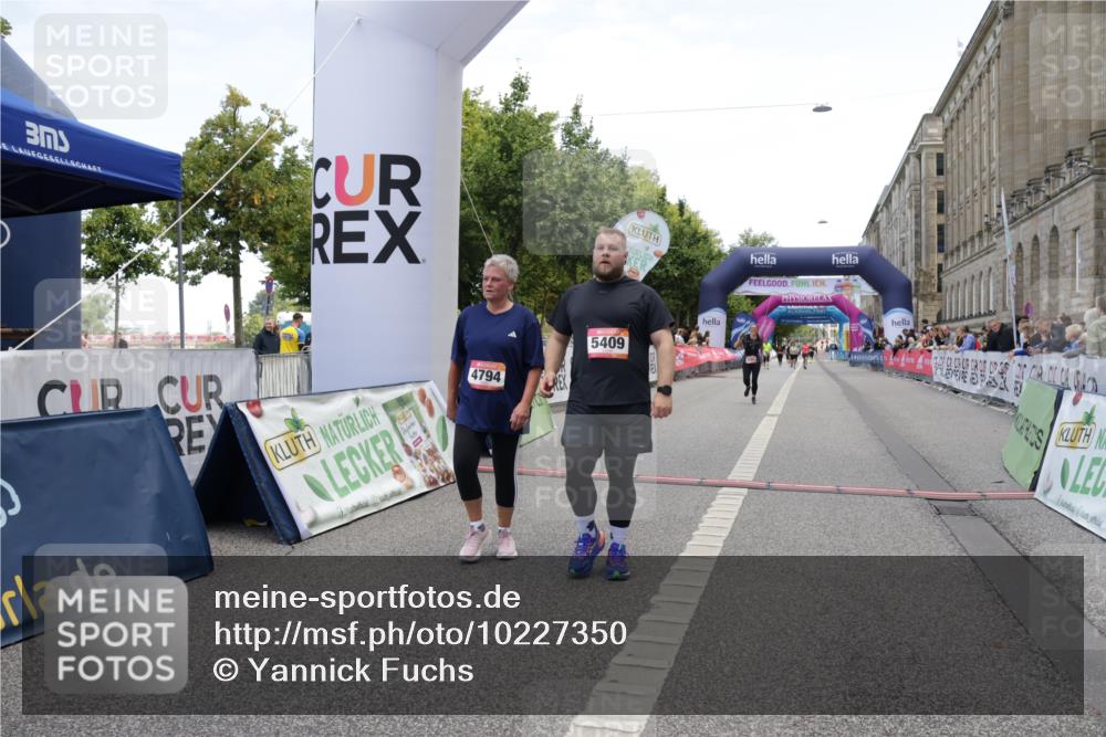 06.09.2026 - CURREX Alsterlauf Yannick Fuchs http://msf.ph/oto/10227350 06.09.2026 10:25:54 Ziel 2635, 2636, 3297, 4258, 4794, 5083, 5409, 6252, 6325 meine-sportfotos.de