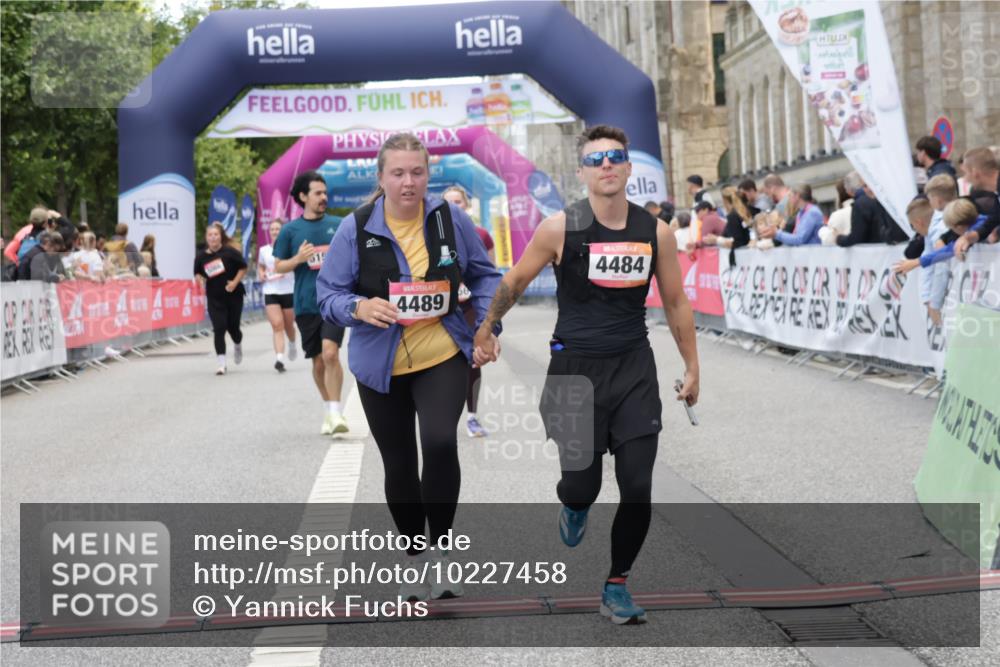 06.09.2026 - CURREX Alsterlauf Yannick Fuchs http://msf.ph/oto/10227458 06.09.2026 10:26:58 Ziel 2253, 2790, 2791, 3165, 4484, 4489, 5155, 5156 meine-sportfotos.de