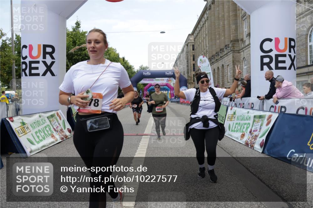 06.09.2026 - CURREX Alsterlauf Yannick Fuchs http://msf.ph/oto/10227577 06.09.2026 10:27:47 Ziel 3070, 4095, 4544, 5478, 8053 meine-sportfotos.de