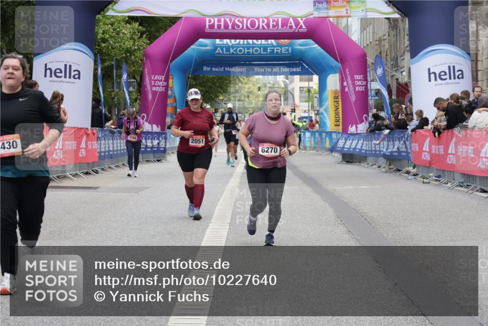 06.09.2026 - CURREX Alsterlauf Yannick Fuchs http://msf.ph/oto/10227640 06.09.2026 10:28:23 Ziel 3460, 6270, 6430 meine-sportfotos.de