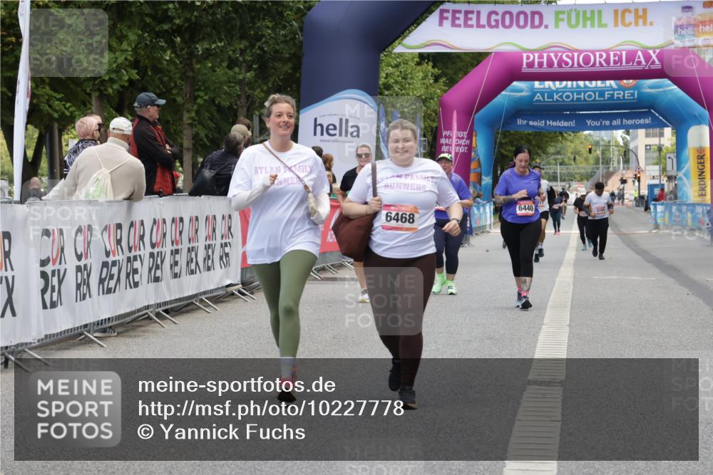 06.09.2026 - CURREX Alsterlauf Yannick Fuchs http://msf.ph/oto/10227778 06.09.2026 10:29:52 Ziel 4018, 6468 meine-sportfotos.de