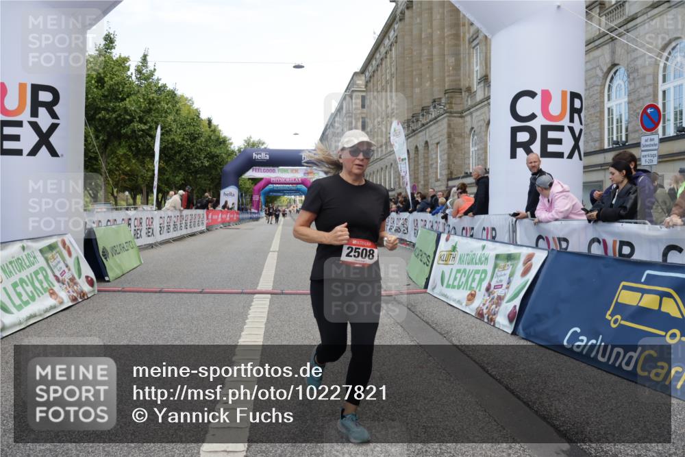 06.09.2026 - CURREX Alsterlauf Yannick Fuchs http://msf.ph/oto/10227821 06.09.2026 10:30:14 Ziel 2508, 5244, 5917, 6169 meine-sportfotos.de