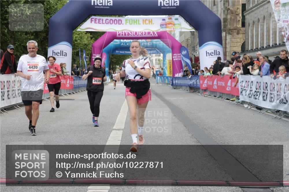 06.09.2026 - CURREX Alsterlauf Yannick Fuchs http://msf.ph/oto/10227871 06.09.2026 10:31:00 Ziel 2039, 2444, 3676, 4420, 4773, 6195, 6197, 8209 meine-sportfotos.de