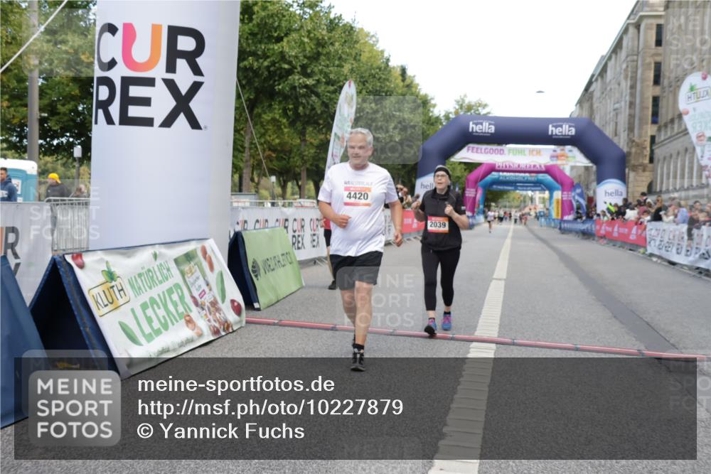 06.09.2026 - CURREX Alsterlauf Yannick Fuchs http://msf.ph/oto/10227879 06.09.2026 10:31:04 Ziel 2039, 2409, 4420, 4773 meine-sportfotos.de