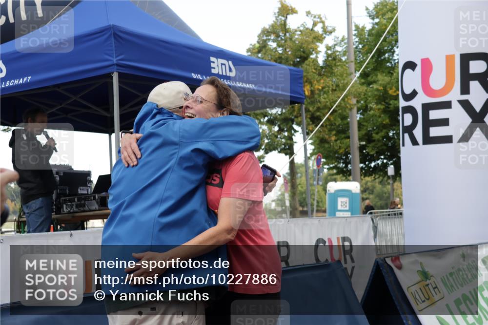 06.09.2026 - CURREX Alsterlauf Yannick Fuchs http://msf.ph/oto/10227886 06.09.2026 10:31:12 Ziel 2039, 2409 meine-sportfotos.de