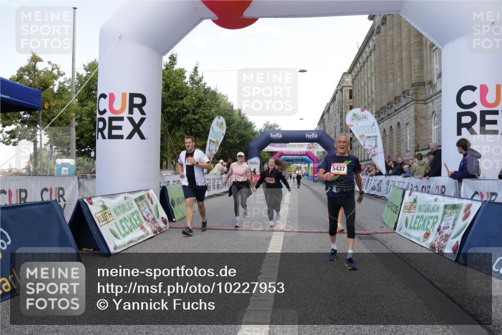 06.09.2026 - CURREX Alsterlauf Yannick Fuchs http://msf.ph/oto/10227953 06.09.2026 10:31:59 Ziel 2642, 2753, 2756, 4338, 5437, 5574, 6185 meine-sportfotos.de