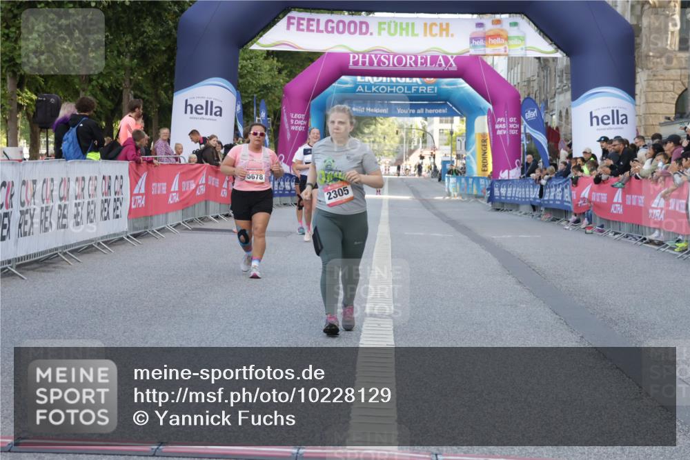 06.09.2026 - CURREX Alsterlauf Yannick Fuchs http://msf.ph/oto/10228129 06.09.2026 10:35:19 Ziel 2305 meine-sportfotos.de