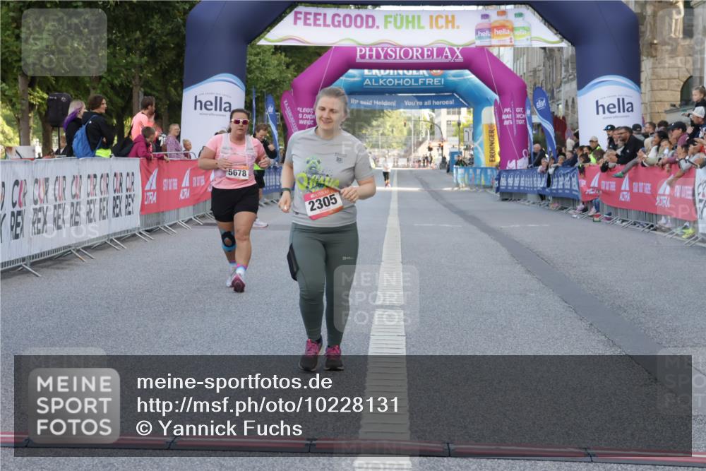 06.09.2026 - CURREX Alsterlauf Yannick Fuchs http://msf.ph/oto/10228131 06.09.2026 10:35:21 Ziel 2305, 5678 meine-sportfotos.de