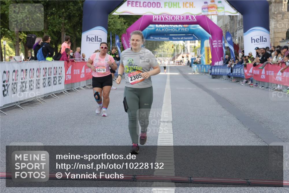 06.09.2026 - CURREX Alsterlauf Yannick Fuchs http://msf.ph/oto/10228132 06.09.2026 10:35:21 Ziel 2305, 5678 meine-sportfotos.de
