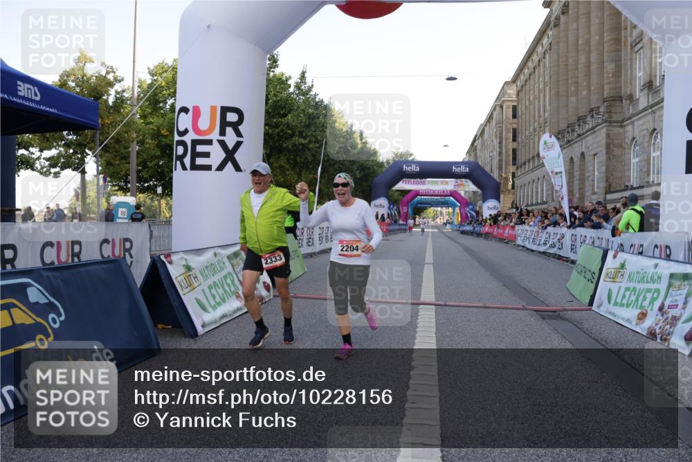 06.09.2026 - CURREX Alsterlauf Yannick Fuchs http://msf.ph/oto/10228156 06.09.2026 10:35:53 Ziel 2204, 2333 meine-sportfotos.de