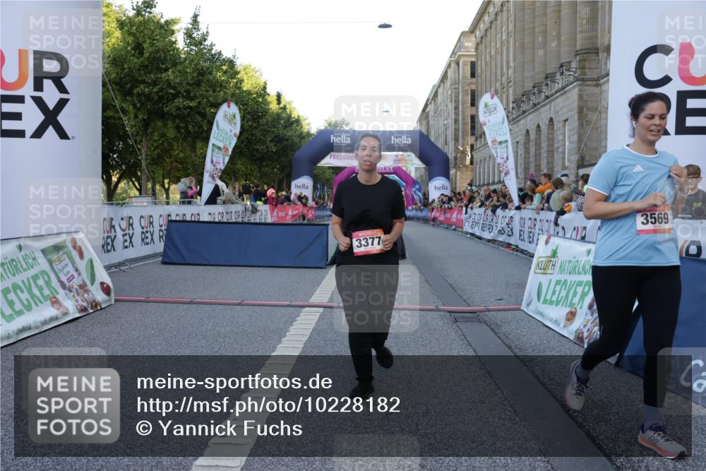 06.09.2026 - CURREX Alsterlauf Yannick Fuchs http://msf.ph/oto/10228182 06.09.2026 10:38:01 Ziel 3377, 3569 meine-sportfotos.de