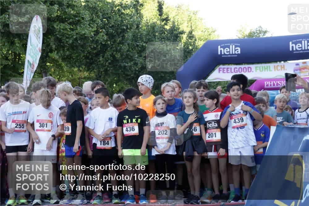 06.09.2026 - CURREX Alsterlauf Yannick Fuchs http://msf.ph/oto/10228250 06.09.2026 10:48:12 Ziel  meine-sportfotos.de