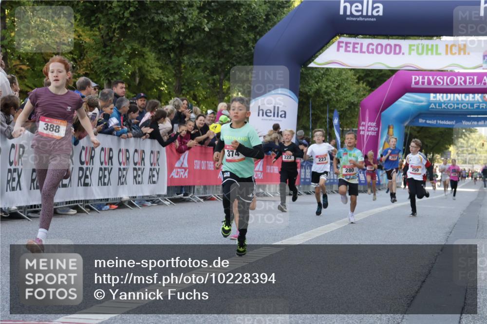 06.09.2026 - CURREX Alsterlauf Yannick Fuchs http://msf.ph/oto/10228394 06.09.2026 10:52:51 Ziel 151, 178, 184, 222, 223, 250, 280, 281, 293, 355, 374, 388, 408, 452 meine-sportfotos.de