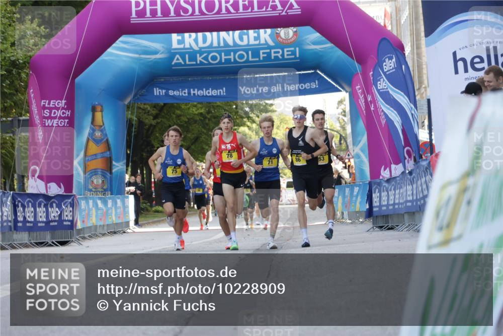 06.09.2026 - CURREX Alsterlauf Yannick Fuchs http://msf.ph/oto/10228909 06.09.2026 11:03:52 Ziel 89 meine-sportfotos.de