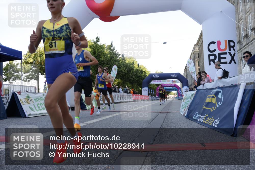 06.09.2026 - CURREX Alsterlauf Yannick Fuchs http://msf.ph/oto/10228944 06.09.2026 11:04:10 Ziel 55, 56, 66, 68, 69, 72, 76, 81, 90 meine-sportfotos.de