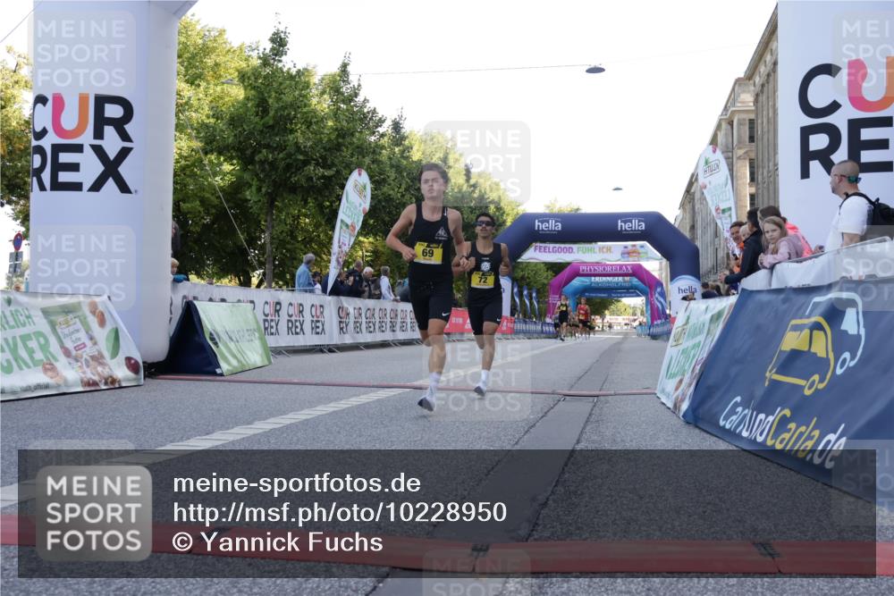 06.09.2026 - CURREX Alsterlauf Yannick Fuchs http://msf.ph/oto/10228950 06.09.2026 11:04:12 Ziel 55, 56, 66, 68, 69, 72, 76, 81, 90 meine-sportfotos.de