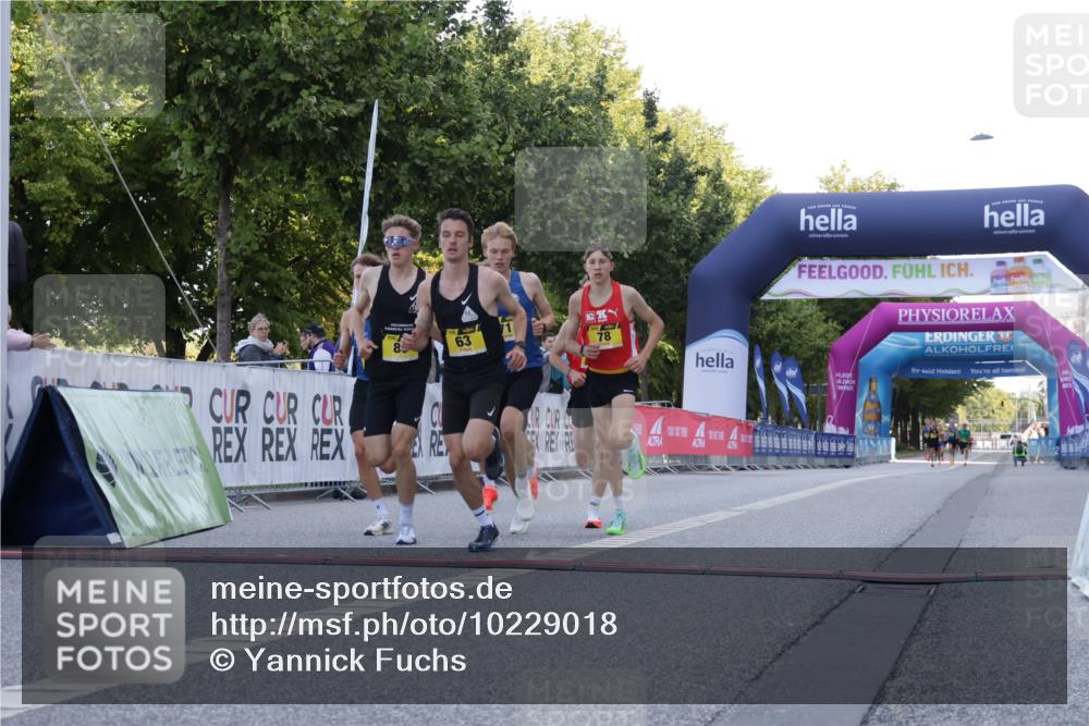 06.09.2026 - CURREX Alsterlauf Yannick Fuchs http://msf.ph/oto/10229018 06.09.2026 11:07:07 Ziel 63, 64, 71, 75, 78, 86, 87 meine-sportfotos.de