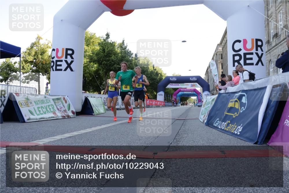 06.09.2026 - CURREX Alsterlauf Yannick Fuchs http://msf.ph/oto/10229043 06.09.2026 11:07:24 Ziel 56, 66, 68, 76, 81 meine-sportfotos.de