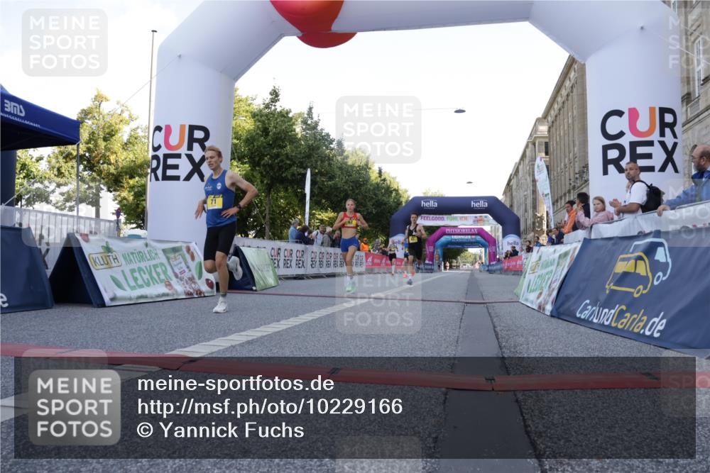 06.09.2026 - CURREX Alsterlauf Yannick Fuchs http://msf.ph/oto/10229166 06.09.2026 11:16:18 Ziel 62, 63, 70, 71, 78, 86, 87 meine-sportfotos.de