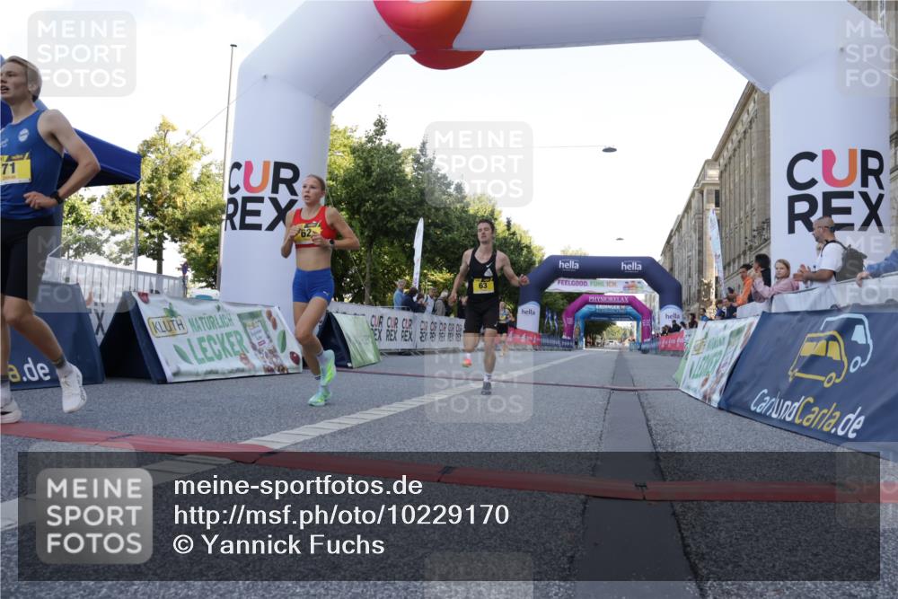 06.09.2026 - CURREX Alsterlauf Yannick Fuchs http://msf.ph/oto/10229170 06.09.2026 11:16:19 Ziel 62, 63, 70, 71, 78, 86, 87 meine-sportfotos.de