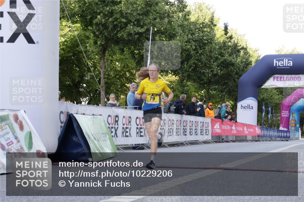 06.09.2026 - CURREX Alsterlauf Yannick Fuchs http://msf.ph/oto/10229206 06.09.2026 11:16:53 Ziel 79 meine-sportfotos.de