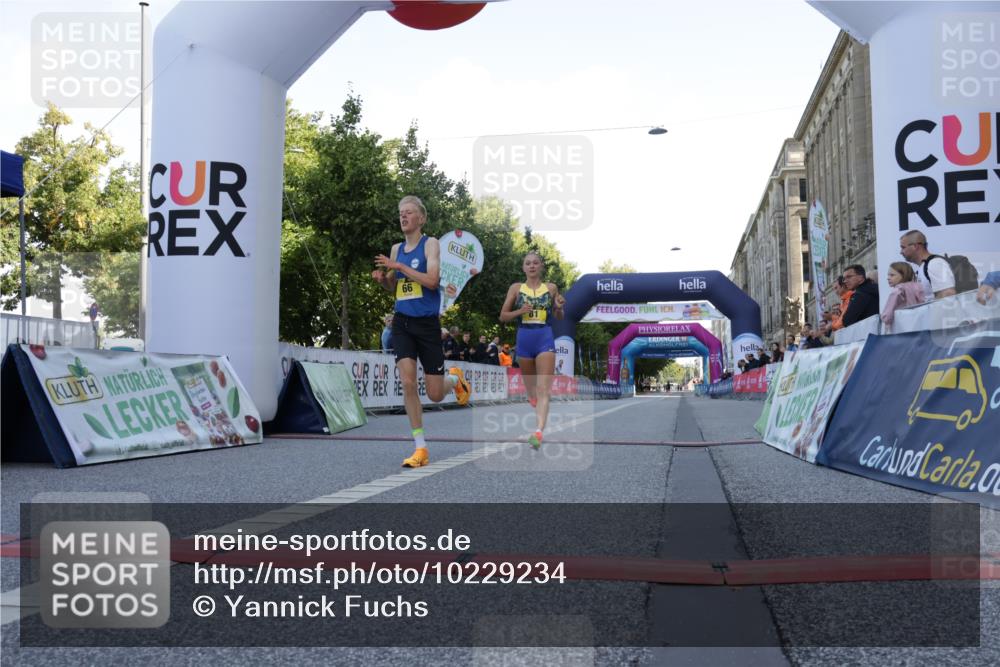 06.09.2026 - CURREX Alsterlauf Yannick Fuchs http://msf.ph/oto/10229234 06.09.2026 11:17:19 Ziel 66, 81 meine-sportfotos.de