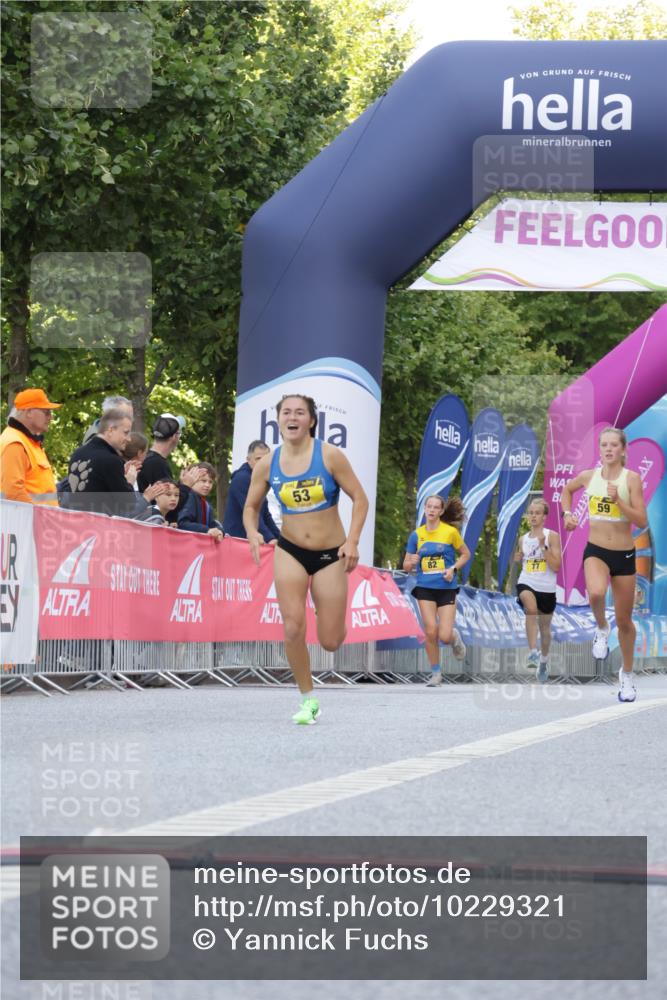 06.09.2026 - CURREX Alsterlauf Yannick Fuchs http://msf.ph/oto/10229321 06.09.2026 11:18:35 Ziel 53, 59 meine-sportfotos.de