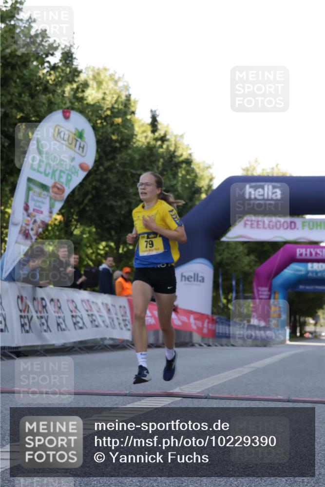 06.09.2026 - CURREX Alsterlauf Yannick Fuchs http://msf.ph/oto/10229390 06.09.2026 11:21:01 Ziel 79 meine-sportfotos.de