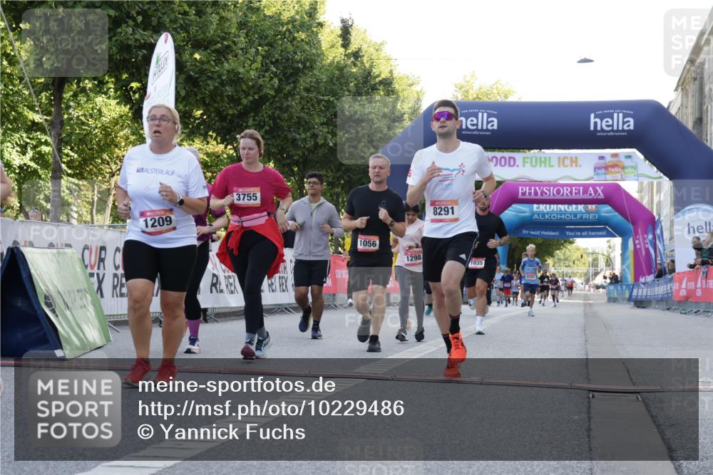 06.09.2026 - CURREX Alsterlauf Yannick Fuchs http://msf.ph/oto/10229486 06.09.2026 11:46:01 Ziel 1010, 1032, 1035, 1056, 1102, 1103, 1122, 1150, 1209, 1257, 1298, 1305, 1345, 1346, 3755, 8285, 8291 meine-sportfotos.de