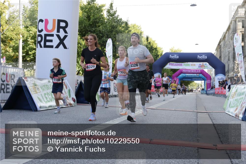 06.09.2026 - CURREX Alsterlauf Yannick Fuchs http://msf.ph/oto/10229550 06.09.2026 11:46:33 Ziel 1007, 1017, 1019, 1082, 1118, 1151, 1154, 1186, 1189, 1210, 1245, 1303, 1319, 1331, 8162, 8247, 8325, 8326 meine-sportfotos.de