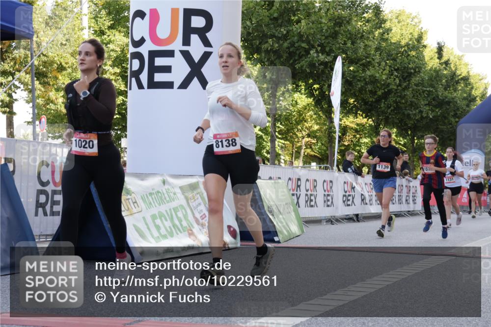 06.09.2026 - CURREX Alsterlauf Yannick Fuchs http://msf.ph/oto/10229561 06.09.2026 11:46:47 Ziel 1020, 1079, 1131, 1139, 1157, 8137, 8138 meine-sportfotos.de