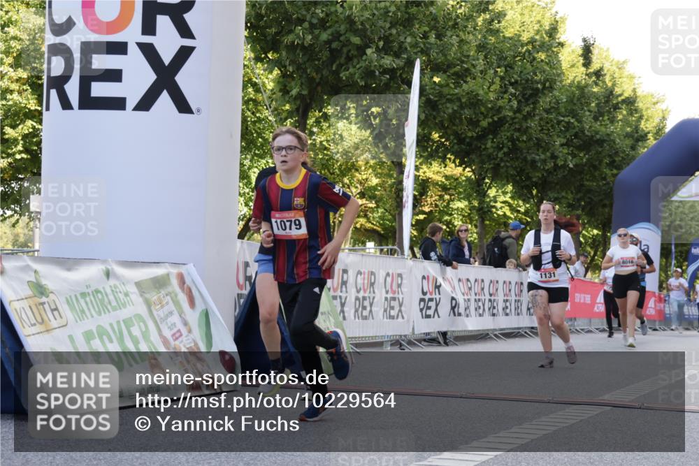 06.09.2026 - CURREX Alsterlauf Yannick Fuchs http://msf.ph/oto/10229564 06.09.2026 11:46:48 Ziel 1020, 1079, 1131, 1139, 1157, 8016, 8138 meine-sportfotos.de