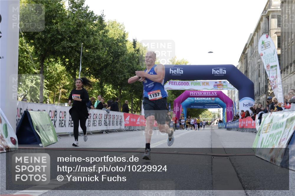 06.09.2026 - CURREX Alsterlauf Yannick Fuchs http://msf.ph/oto/10229924 06.09.2026 11:50:49 Ziel 1149, 1157, 1199, 1234, 1299 meine-sportfotos.de