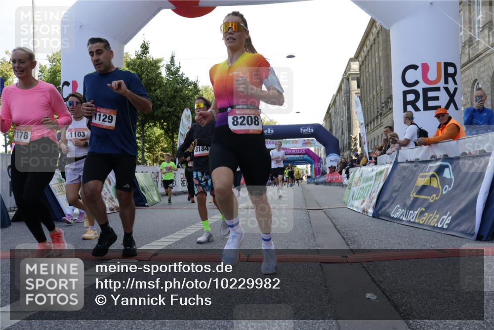 06.09.2026 - CURREX Alsterlauf Yannick Fuchs http://msf.ph/oto/10229982 06.09.2026 11:51:23 Ziel 1032, 1035, 1079, 1103, 1129, 1148, 1178, 1179, 1180, 1224, 1300, 4444, 8047, 8184, 8208, 8335 meine-sportfotos.de