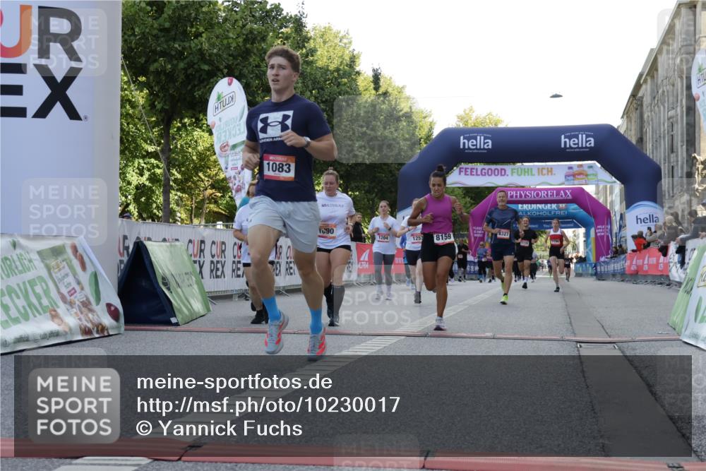 06.09.2026 - CURREX Alsterlauf Yannick Fuchs http://msf.ph/oto/10230017 06.09.2026 11:51:41 Ziel 1029, 1056, 1083, 1089, 1090, 1102, 1135, 1158, 1162, 1194, 1226, 1257, 1315, 1321, 1345, 8159, 8327 meine-sportfotos.de