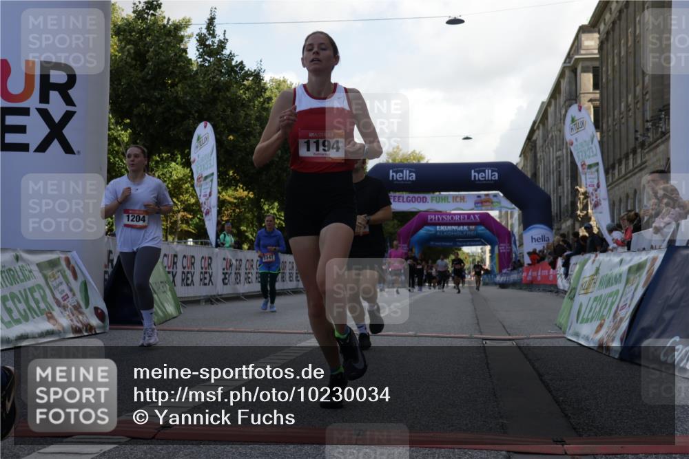 06.09.2026 - CURREX Alsterlauf Yannick Fuchs http://msf.ph/oto/10230034 06.09.2026 11:51:45 Ziel 1083, 1089, 1090, 1135, 1194, 1226, 1257, 1315, 1345, 1347, 8159, 8327 meine-sportfotos.de