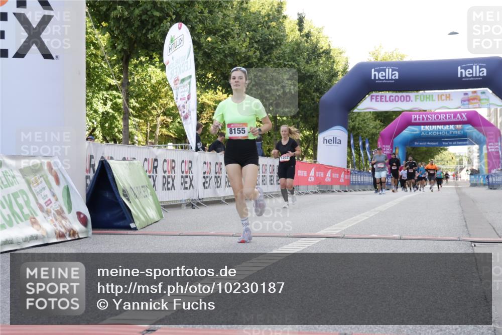 06.09.2026 - CURREX Alsterlauf Yannick Fuchs http://msf.ph/oto/10230187 06.09.2026 11:53:07 Ziel 1040, 1184, 1202, 1293, 4802, 8155, 8300 meine-sportfotos.de