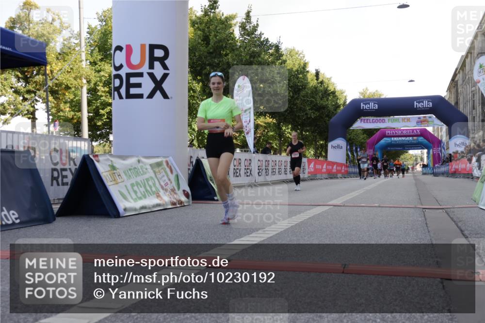 06.09.2026 - CURREX Alsterlauf Yannick Fuchs http://msf.ph/oto/10230192 06.09.2026 11:53:08 Ziel 1040, 1184, 1202, 1293, 4802, 8155, 8300 meine-sportfotos.de