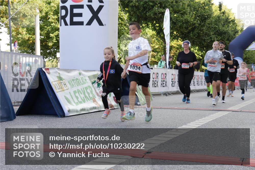 06.09.2026 - CURREX Alsterlauf Yannick Fuchs http://msf.ph/oto/10230222 06.09.2026 11:53:20 Ziel 1026, 1034, 1095, 1096, 1114, 1115, 1130, 1317, 1329, 8048 meine-sportfotos.de