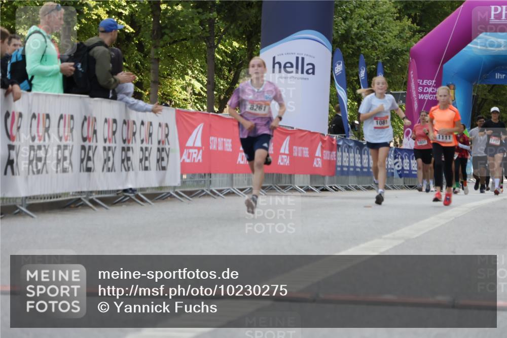 06.09.2026 - CURREX Alsterlauf Yannick Fuchs http://msf.ph/oto/10230275 06.09.2026 11:53:35 Ziel 1173, 1250, 1333, 1334, 3755, 8070, 8261 meine-sportfotos.de