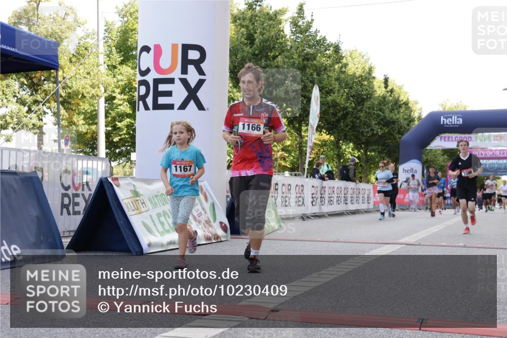 06.09.2026 - CURREX Alsterlauf Yannick Fuchs http://msf.ph/oto/10230409 06.09.2026 11:54:21 Ziel 1078, 1104, 1151, 1166, 1167, 1192, 1308, 1322, 1323, 8018 meine-sportfotos.de
