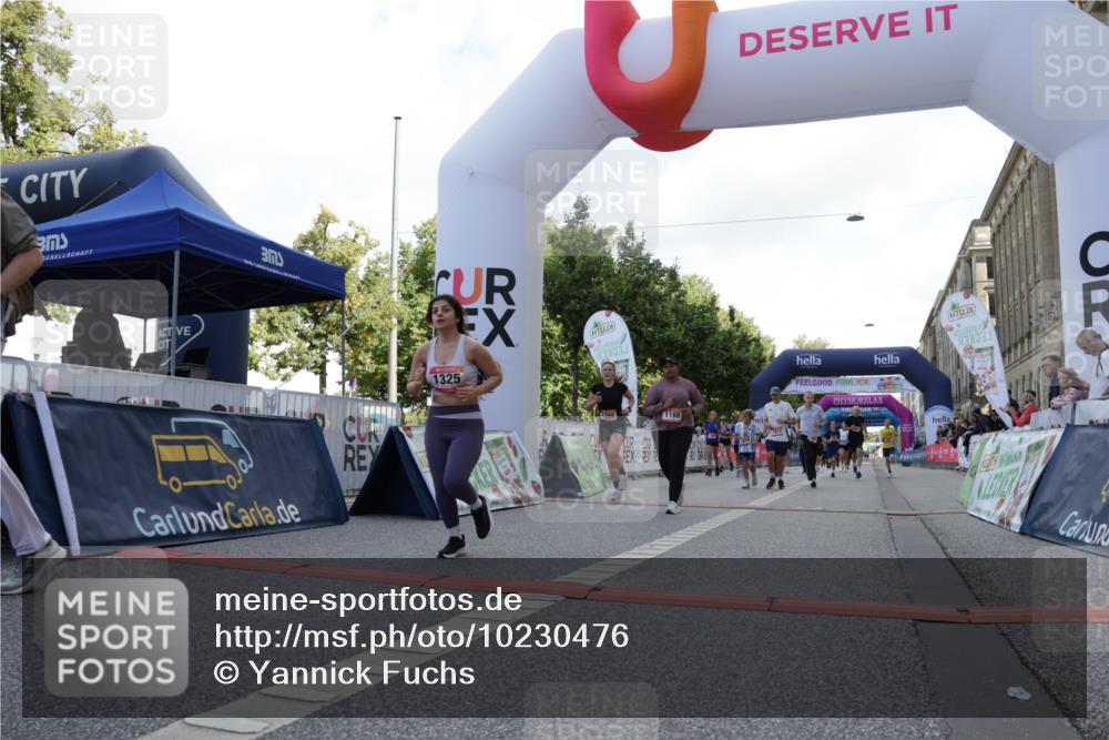 06.09.2026 - CURREX Alsterlauf Yannick Fuchs http://msf.ph/oto/10230476 06.09.2026 11:54:38 Ziel 1012, 1017, 1019, 1031, 1122, 1168, 1185, 1191, 1251, 1289, 1290, 1325, 1328, 1331 meine-sportfotos.de